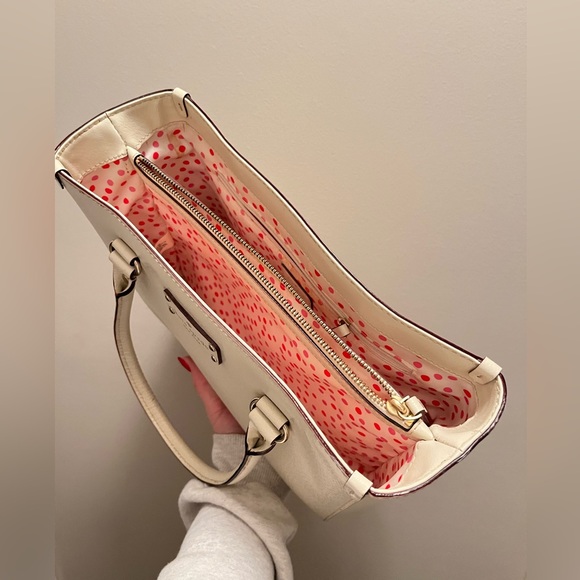 Kate Spade Purse, Cream Handbag, Polka Dot Lining - Picture 3 of 3